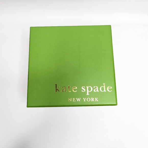 Kate Spade Globe Crushed Velvet Folding Flats - Picture 4 of 6